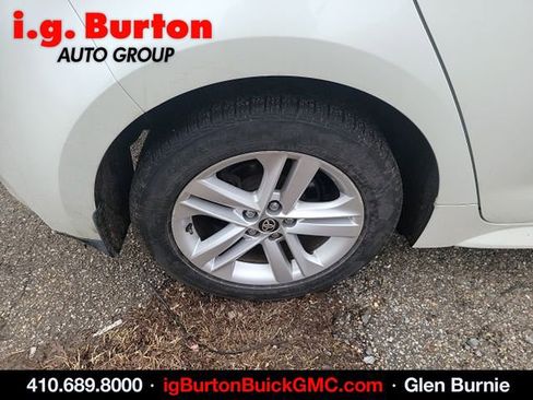 Used 2019 Toyota Corolla SE image 6