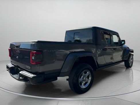 Used 2021 Jeep Gladiator Sport image 27