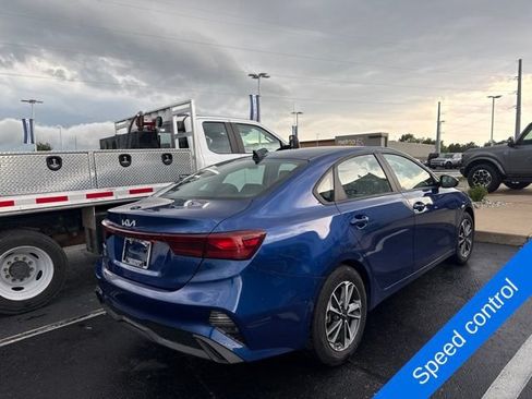Used 2024 Kia Forte LXS FWD image 7
