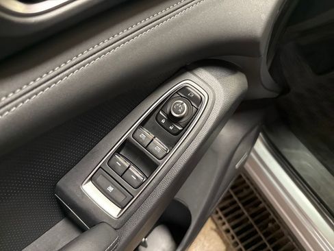 Certified 2023 Subaru Ascent Limited w/ Technology Package image 17