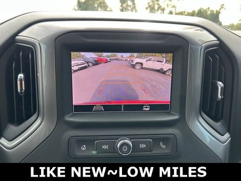Used 2025 Chevrolet Silverado 1500 Custom image 23