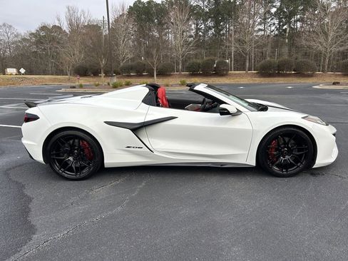 Used 2023 Chevrolet Corvette Z06 image 33