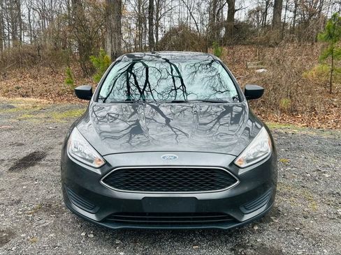Used 2018 Ford Focus S image 9