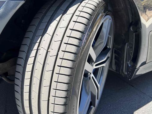 Used 2018 BMW 750i RWD image 15
