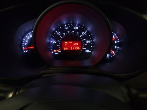 Used 2019 Kia Soul FWD image 23