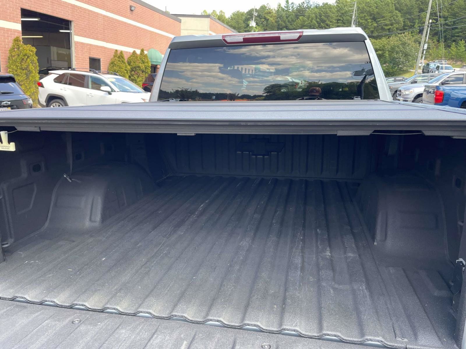 Used 2023 Chevrolet Silverado 1500 RST AWD/4WD image 29