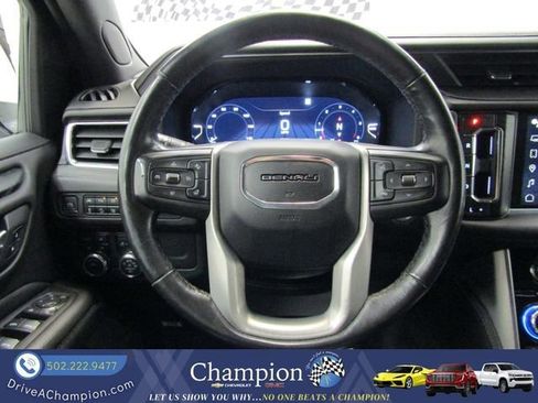 Used 2022 GMC Yukon Denali AWD/4WD image 37