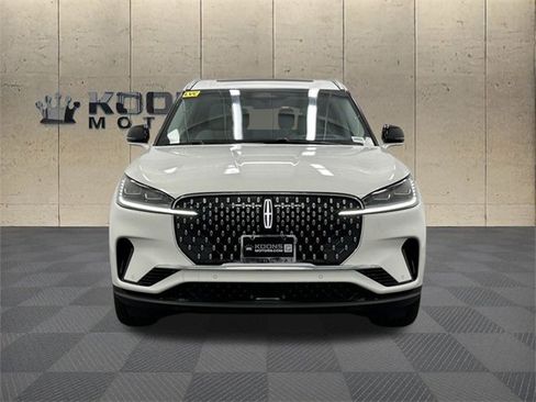 New 2025 Lincoln Aviator Reserve w/ Illumination Package image 2