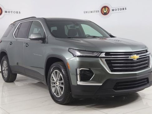 Used 2023 Chevrolet Traverse LT image 19