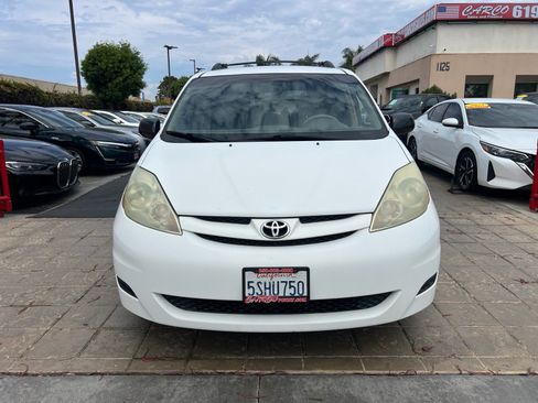 Used 2006 Toyota Sienna LE w/ LE Pkg 6 FWD image 3