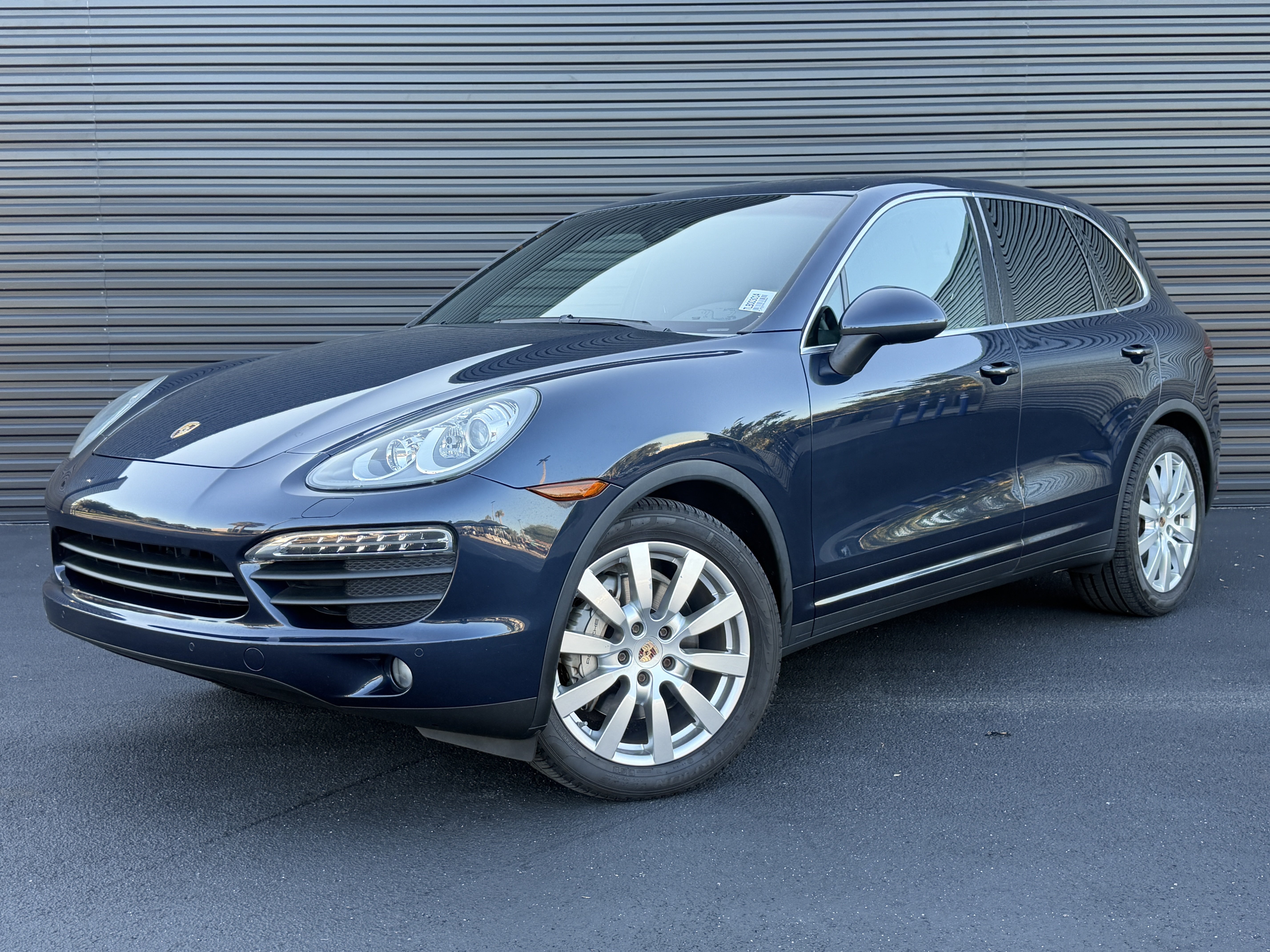 Used 2013 Porsche Cayenne S AWD/4WD image 6