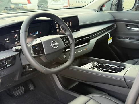 Used 2026 Nissan Murano SV image 28