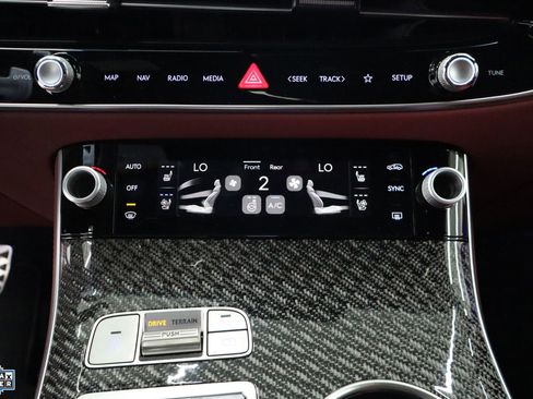 Used 2026 Genesis GV70 3.5T Sport Prestige image 22