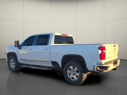 Used 2024 Chevrolet Silverado 3500 High Country w/ High Country Premium Package image 6