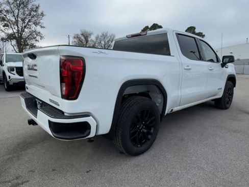 New 2026 GMC Sierra 1500 Elevation image 8