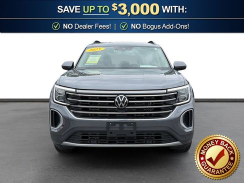 Used 2025 Volkswagen Atlas SE AWD/4WD image 11