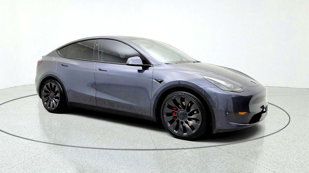 Used 2023 Tesla Model Y Long Range AWD/4WD image 3