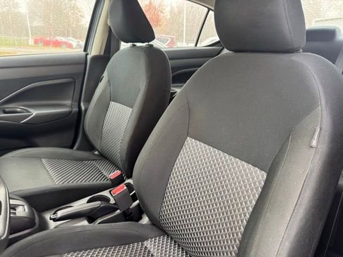 Used 2024 Nissan Versa S w/ S Plus Package image 19