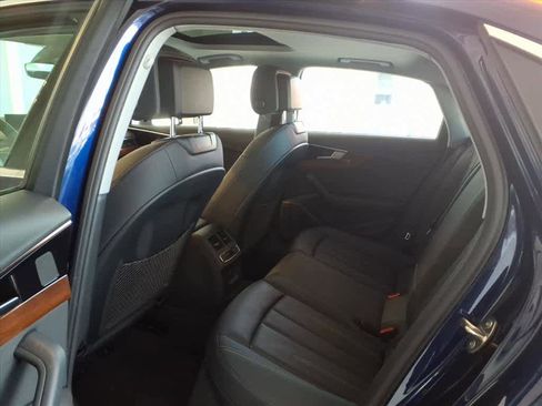 Used 2022 Audi A4 2.0T Premium w/ Convenience Package image 17