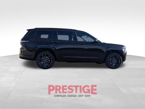 New 2026 Jeep Grand Cherokee L Limited AWD/4WD image 4