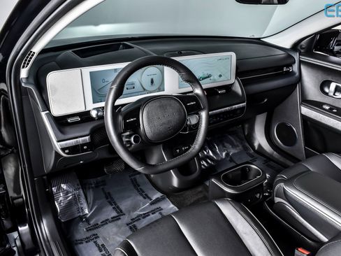 Used 2023 Hyundai Ioniq 5 Limited image 16