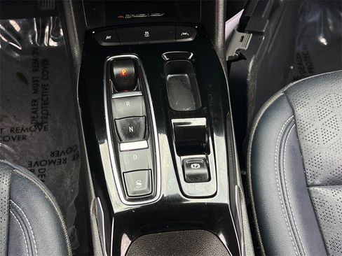 Used 2022 Chevrolet Bolt EUV Premier w/ Sun & Sound Package image 28