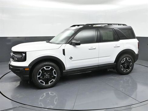 Used 2023 Ford Bronco Sport Outer Banks w/ Tech Package AWD/4WD image 29