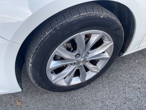 Used 2023 Chevrolet Malibu LT image 6