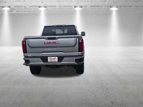 New 2026 GMC Sierra 2500 Denali w/ Denali Reserve Package AWD/4WD image 5