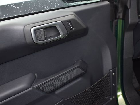 New 2025 Ford Bronco Outer Banks w/ Sasquatch Package image 9