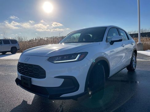 Used 2024 Honda HR-V LX image 9