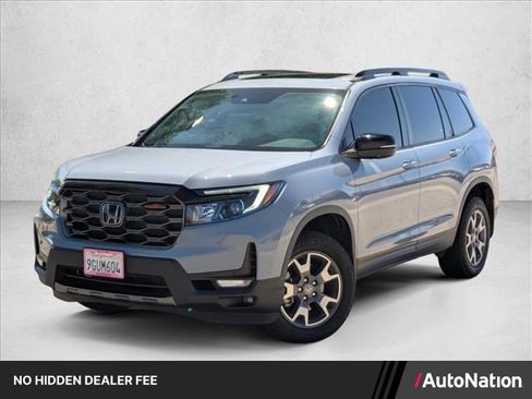 Used 2023 Honda Passport TrailSport image 1