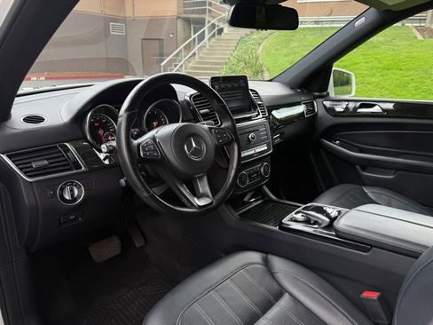 Used 2018 Mercedes-Benz GLS 450 4MATIC image 9
