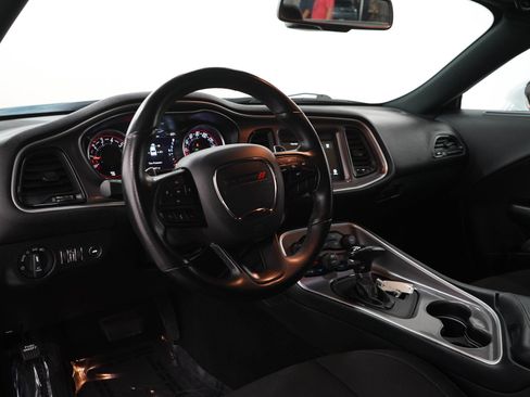 Used 2022 Dodge Challenger GT AWD/4WD image 18