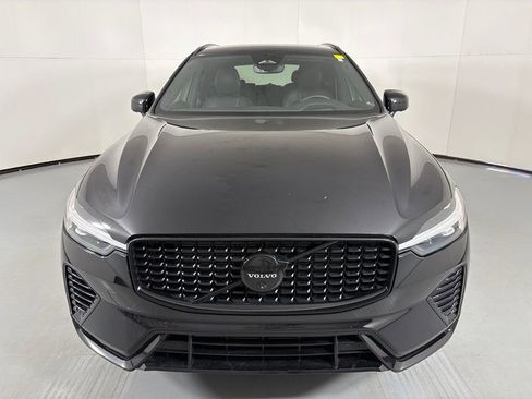 Used 2024 Volvo XC60 T8 Ultimate w/ Protection Package AWD/4WD image 2