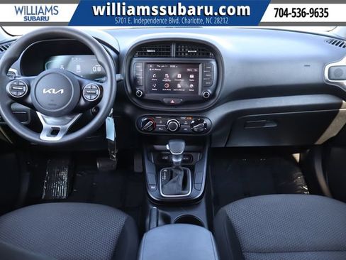Used 2024 Kia Soul LX FWD image 16
