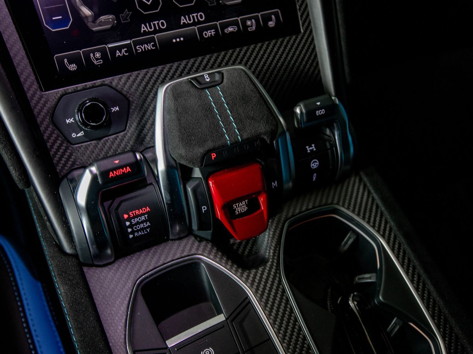 Used 2023 Lamborghini Urus Performante AWD/4WD image 36