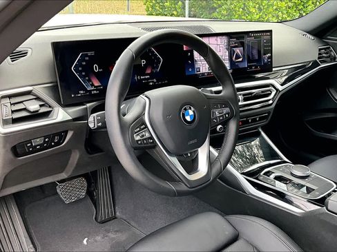 Used 2023 BMW 230i 230i w/ Convenience Package image 17