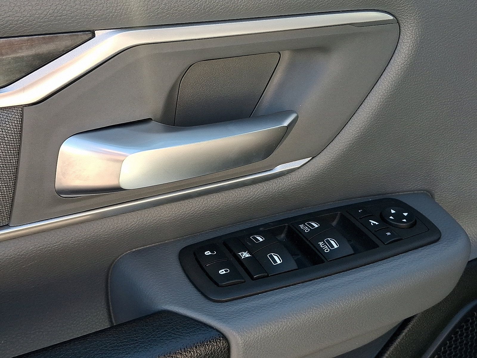 Certified 2023 RAM 1500 Big Horn AWD/4WD image 12