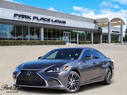 New 2025 Lexus ES 350 w/ Premium Package
