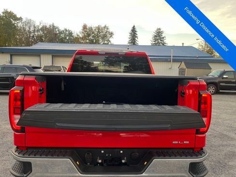 Used 2022 GMC Sierra 1500 SLE image 7