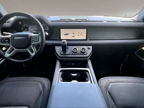 Used 2023 Land Rover Defender 110 X-Dynamic SE AWD/4WD image 7