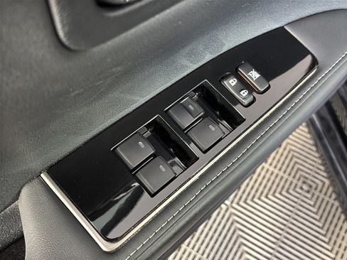 Used 2017 Lexus ES 350 w/ Premium Package FWD image 15