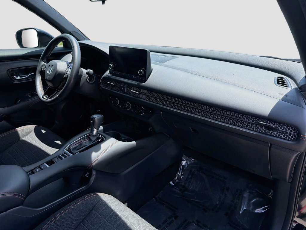 Certified 2023 Honda HR-V Sport image 31