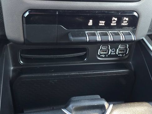 Used 2022 RAM 1500 Big Horn RWD image 21