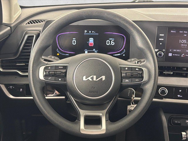 Used 2025 Kia Sportage LX FWD image 23
