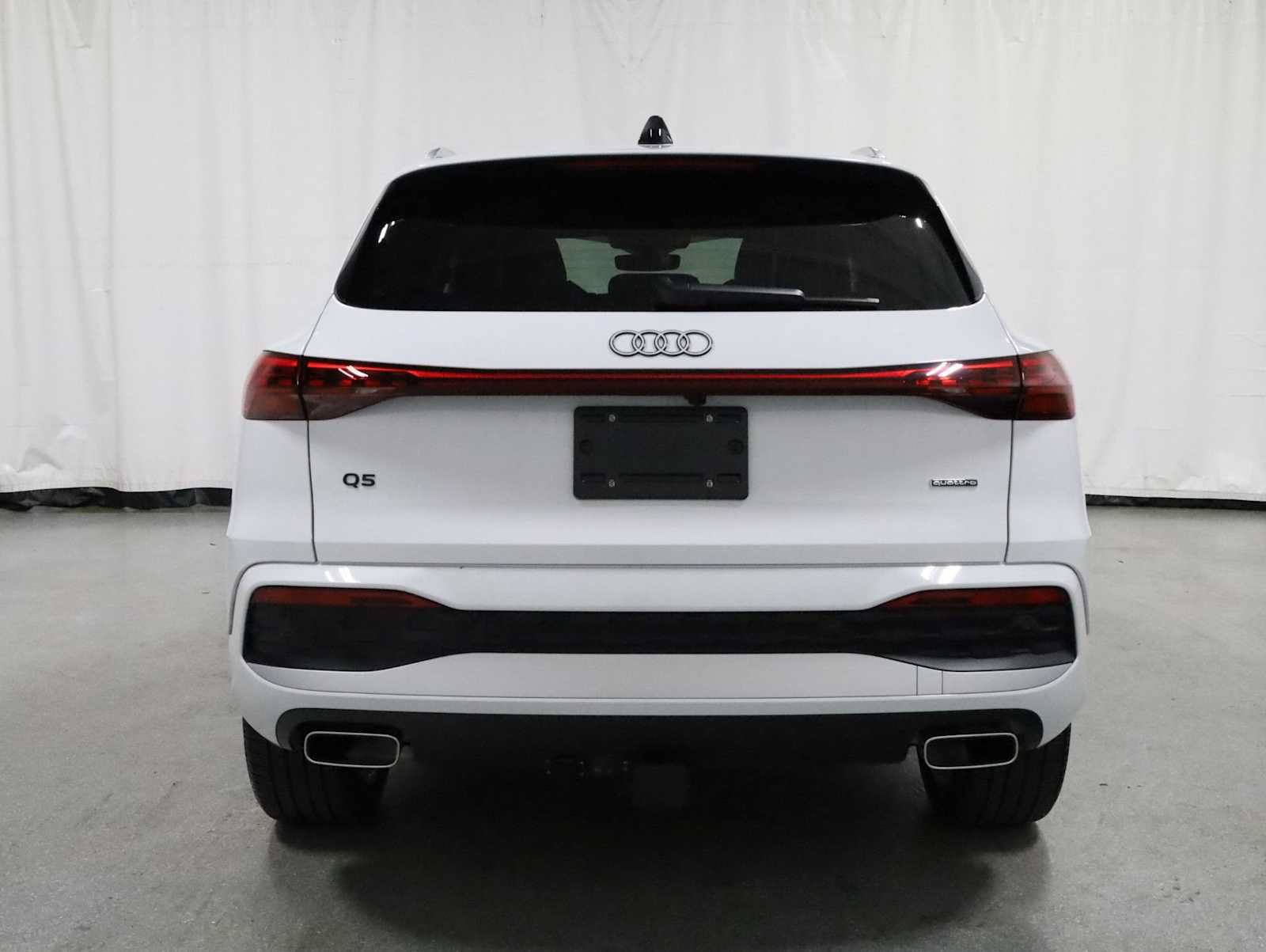 Certified 2025 Audi Q5 Premium AWD/4WD image 7