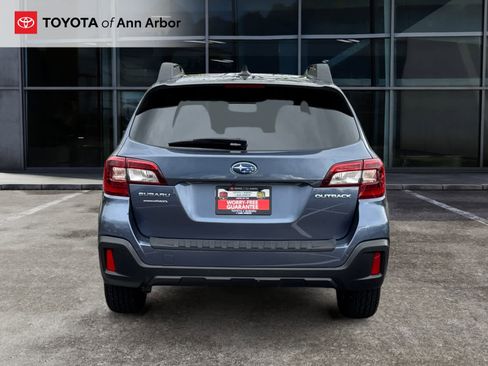 Used 2018 Subaru Outback 2.5i Limited image 11