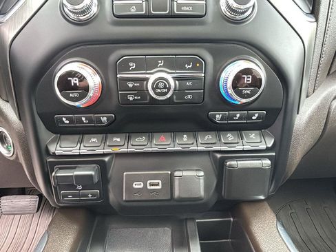 Certified 2022 GMC Sierra 1500 Denali w/ Denali Reserve Package image 22