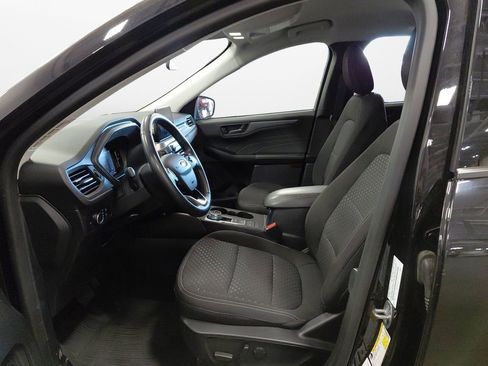Used 2023 Ford Escape Active w/ Cold Weather Package FWD image 9